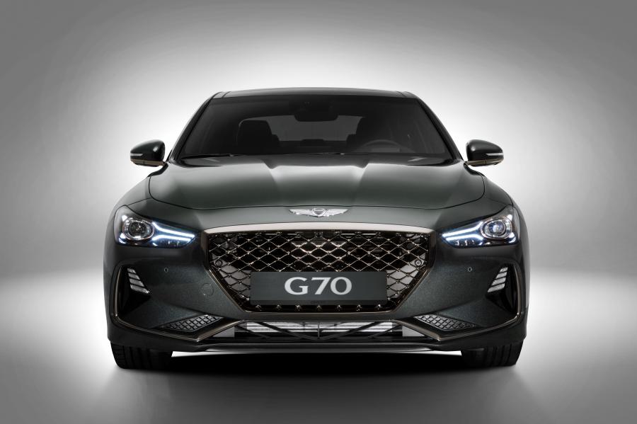  Genesis G70 3.3T 2017 года  (KR) (фото 23 из 86)